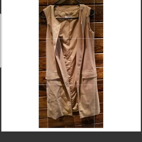 Sleeveless jacket - Picture 1 of 2